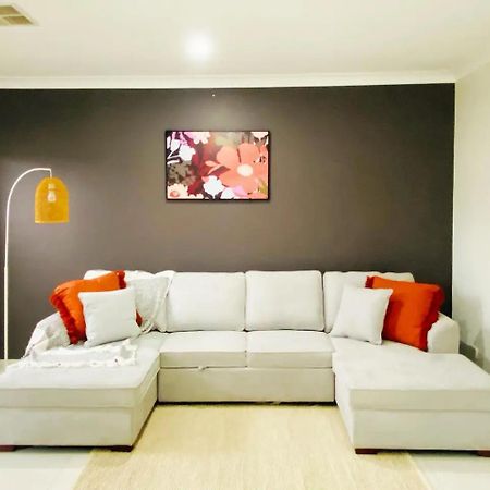 Kellyville 5Br Near Park And Shopping Mall Exteriér fotografie