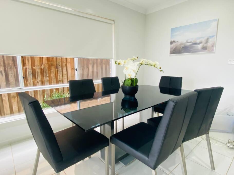 Kellyville 5Br Near Park And Shopping Mall Exteriér fotografie