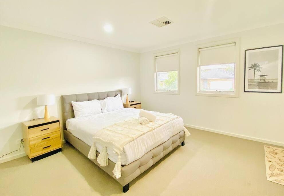 Kellyville 5Br Near Park And Shopping Mall Exteriér fotografie
